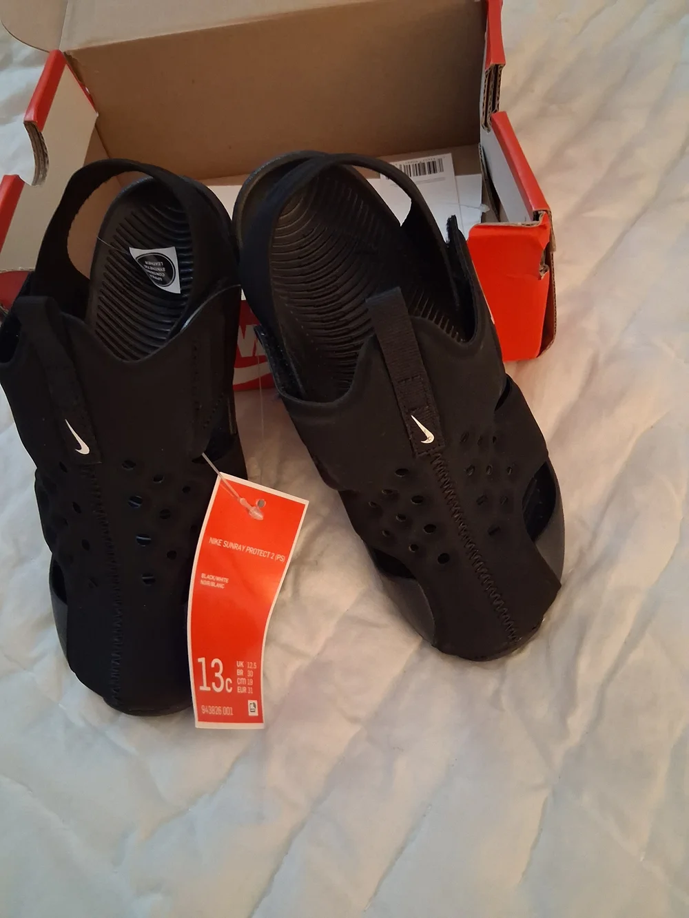 Nike Boy’s Black Sunray Protect Sandals